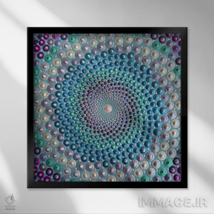 تابلو ماندالای مارپیچی اثر امی داینر - نمای قابدار مشکی