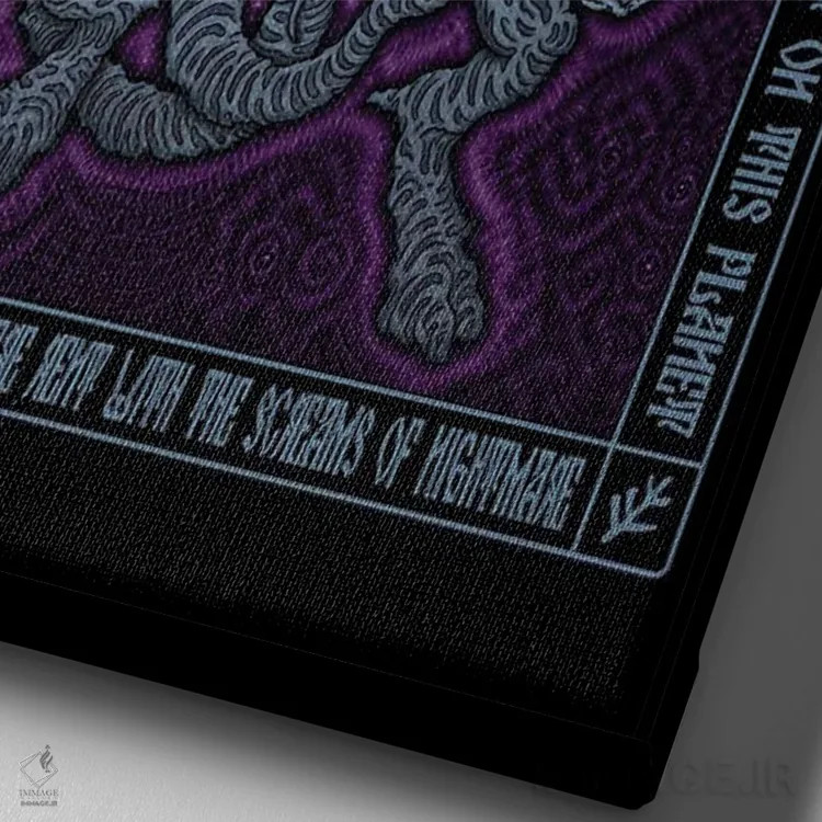 تابلو آیکون نیارلاتوتپ II اثر آژمودای - نمای نزدیک بافت بوم