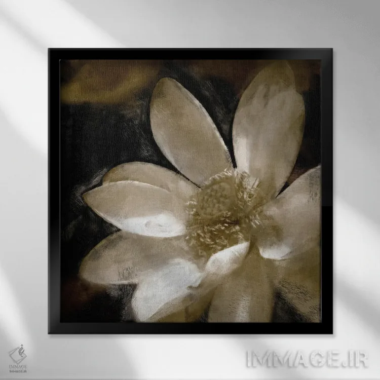 تابلو سوسن برنزی اثر نوا بی - نمای قابدار مشکی