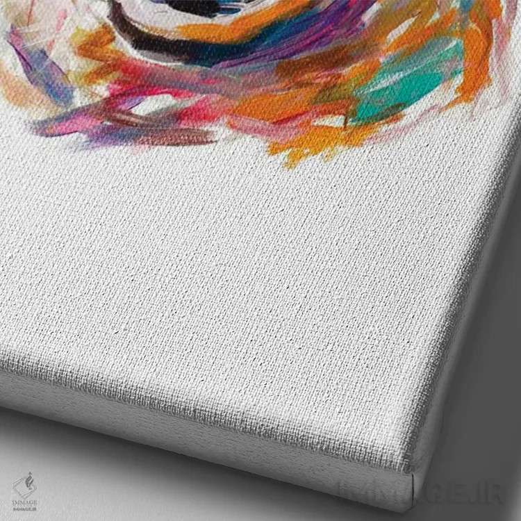 تابلو خرس با تاج گل اثر اندی بوچمپ - نمای نزدیک بافت بوم