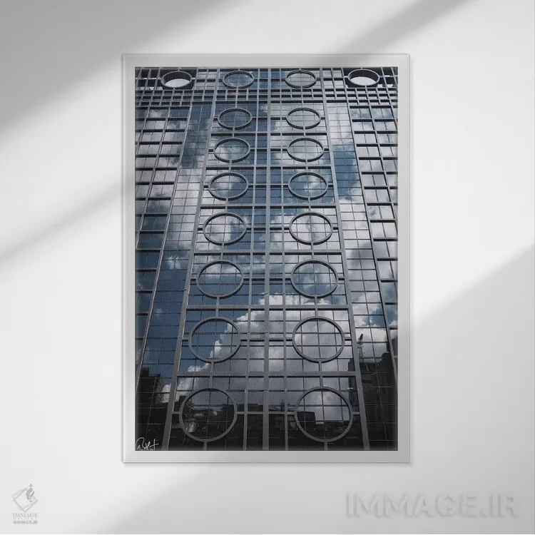 تابلو انعکاسها اثر خوزه بتانکورت - نمای قابدار سفید