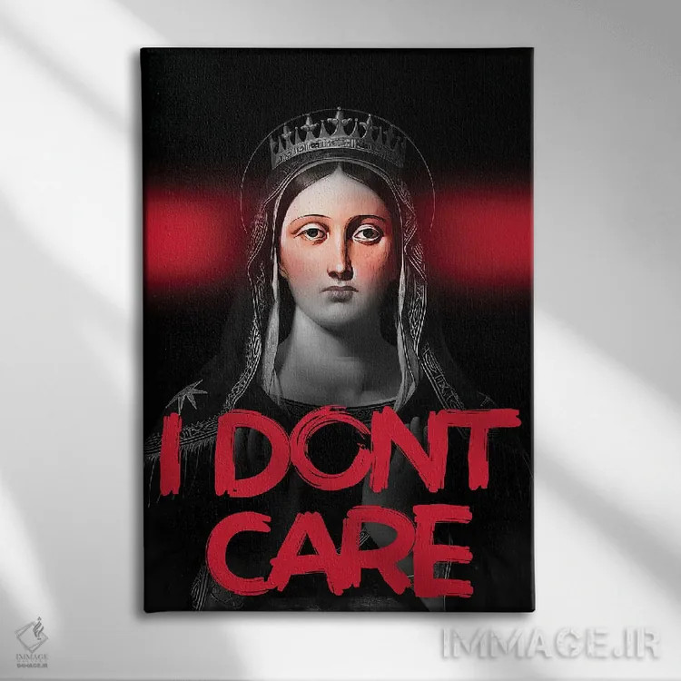 تابلو نقلقول قرمز التقاطی ملکه اثر بونا فیدسا - نمای روبهرو روی دیوار