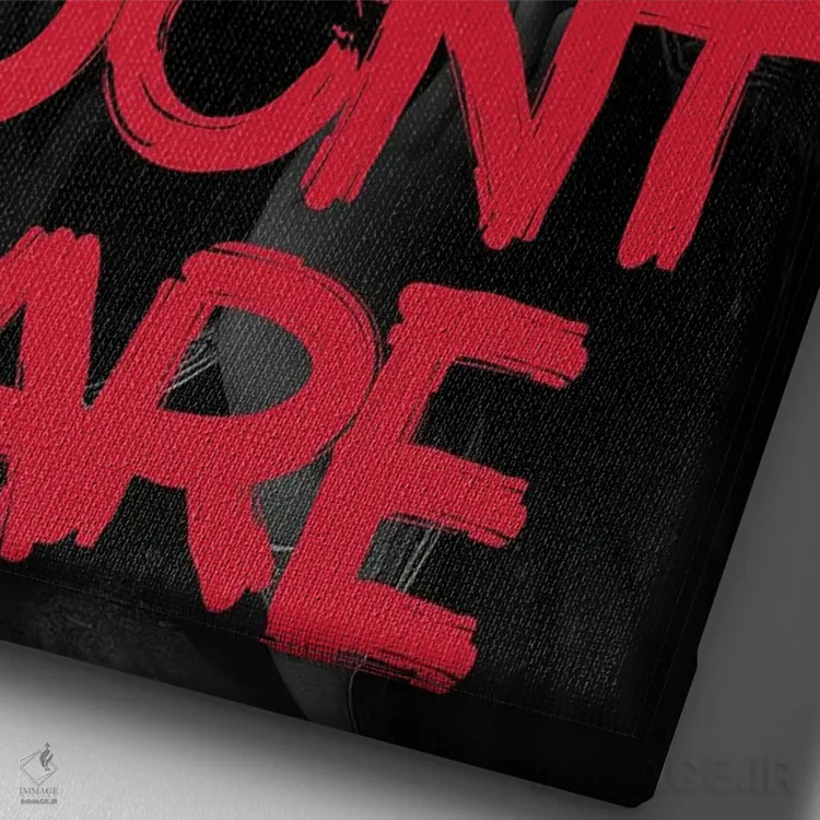 تابلو نقلقول قرمز التقاطی ملکه اثر بونا فیدسا - نمای نزدیک بافت بوم