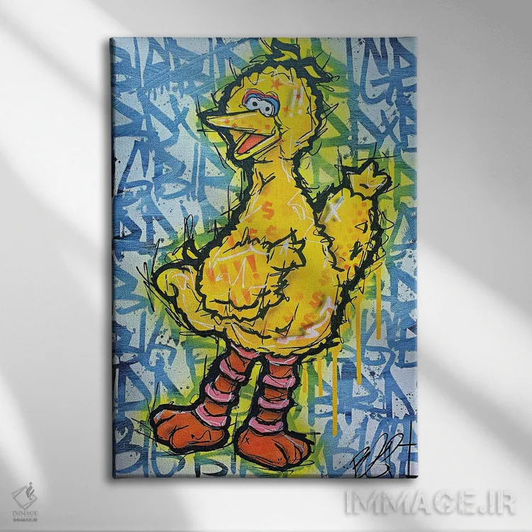 تابلو پرندهٔ بزرگ اثر برایان گارسیا - نمای روبهرو روی دیوار