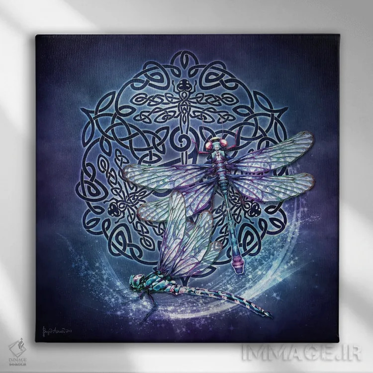 تابلو سنجاقک سلتیک اثر بریگید اشوود - نمای روبهرو روی دیوار