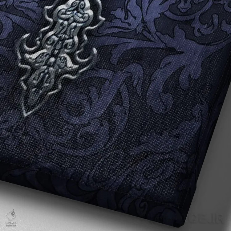 تابلو صلیب گوتیک اثر بریگید اشوود - نمای نزدیک بافت بوم