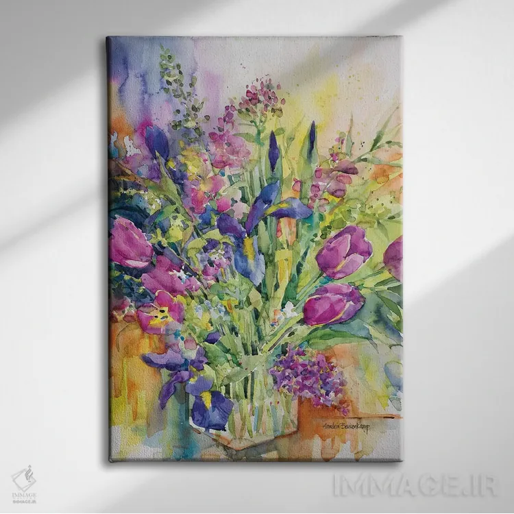 تابلو زنبق آبی و همچنین لالهها اثر آنلاین بوکنکمپ - نمای روبهرو روی دیوار