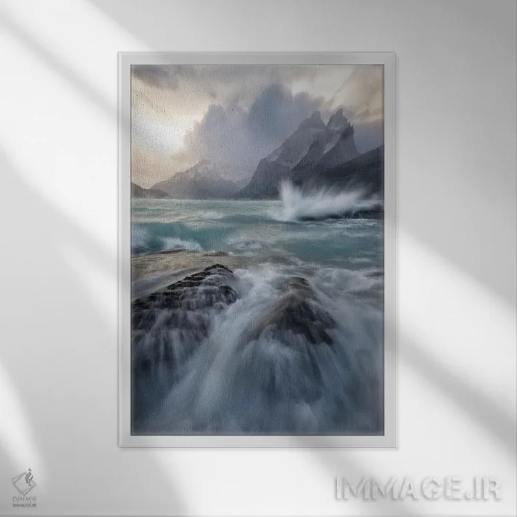 تابلو تورس دل پاین IV (شیلی) اثر استیو برکلی - نمای قابدار سفید