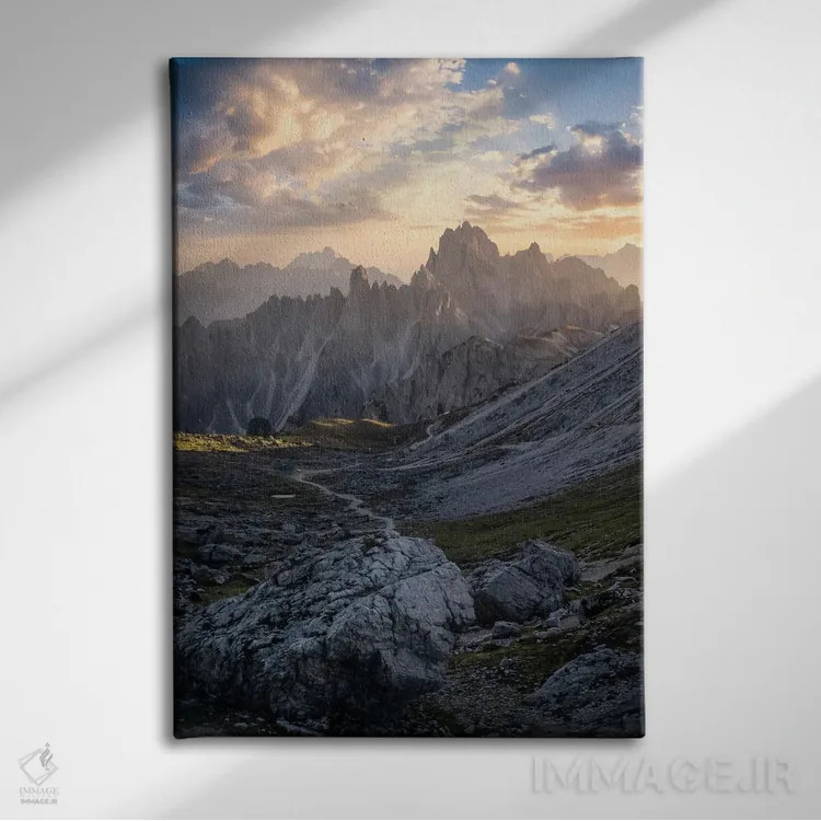 تابلو دولومیتها (کوهستان) اثر استیو برکلی - نمای روبهرو روی دیوار