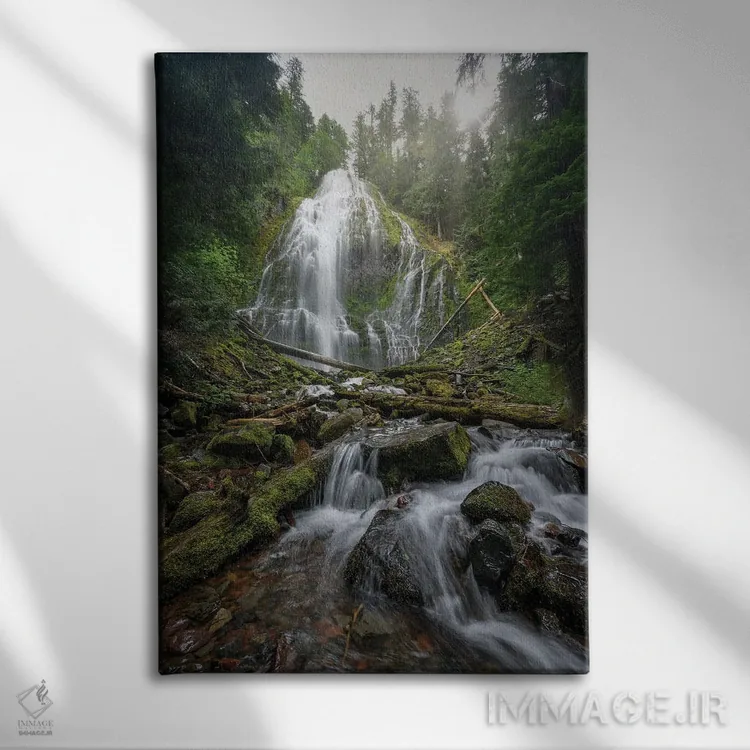 تابلو آبشار پروکسی II اثر استیو برکلی - نمای روبهرو روی دیوار