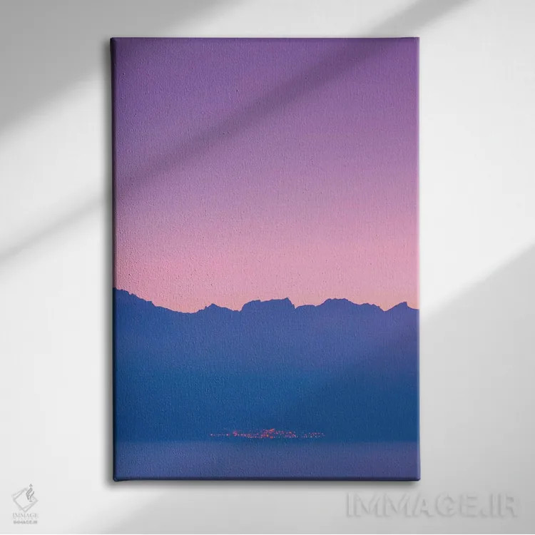 تابلو کوهها هنگام غروب اثر بلی - نمای روبهرو روی دیوار