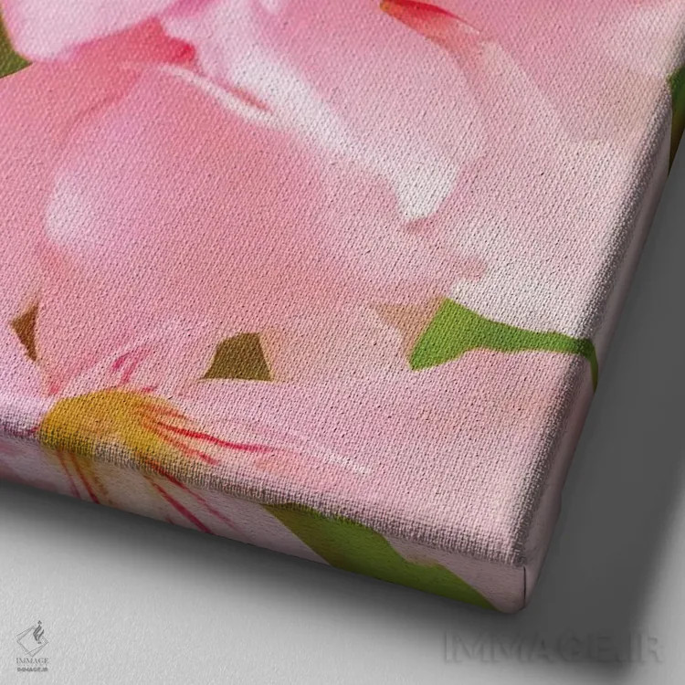 تابلو شور و نشاط اثر بلی - نمای نزدیک بافت بوم