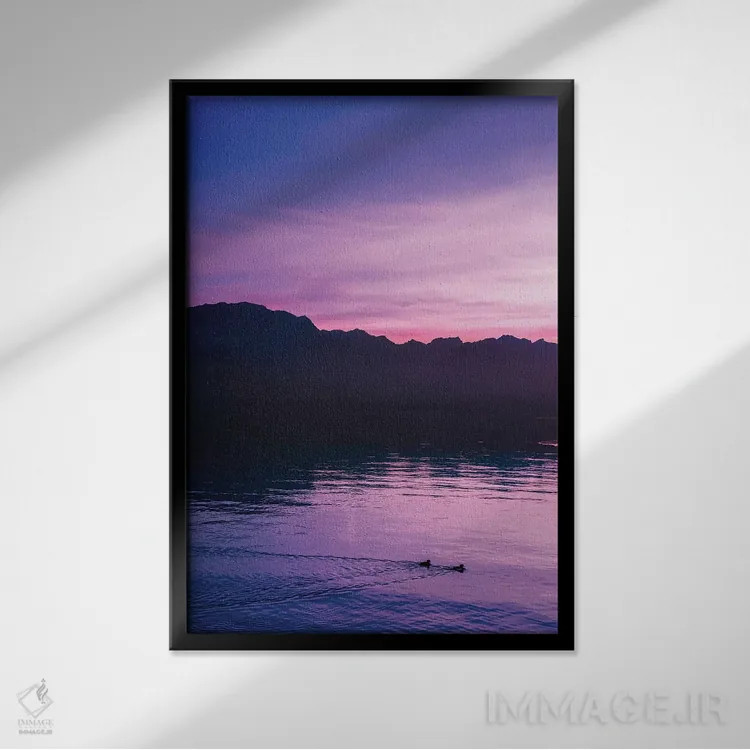 تابلو غروب و اردکها اثر بلی - نمای قابدار مشکی