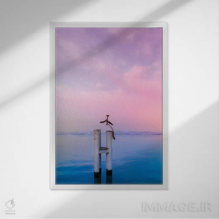 تابلو نگهبان زمان اثر بلی - نمای قابدار سفید