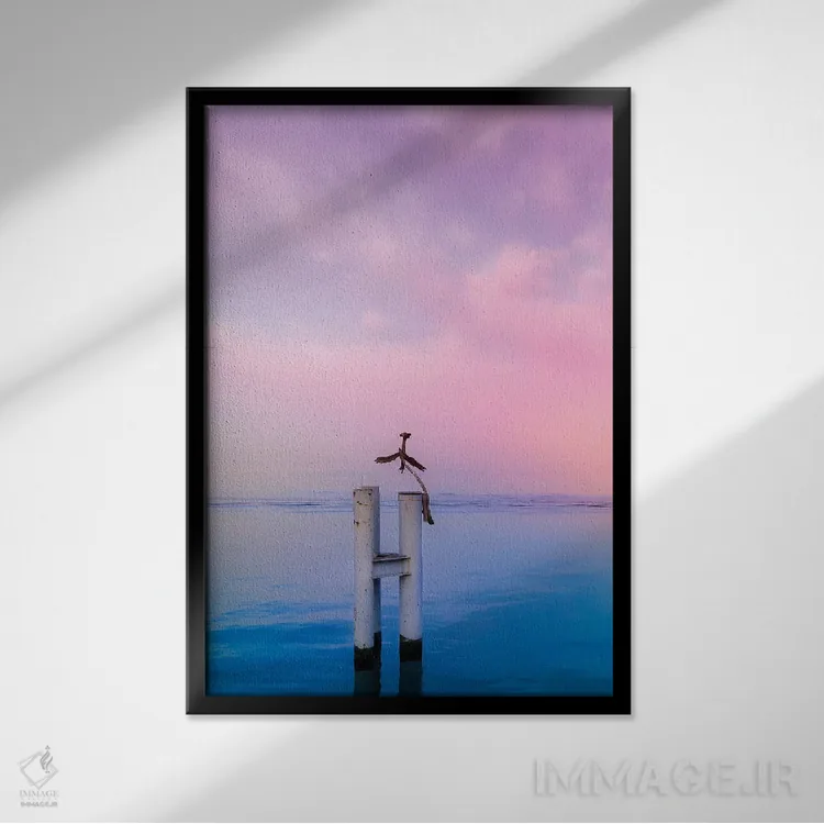 تابلو نگهبان زمان اثر بلی - نمای قابدار مشکی