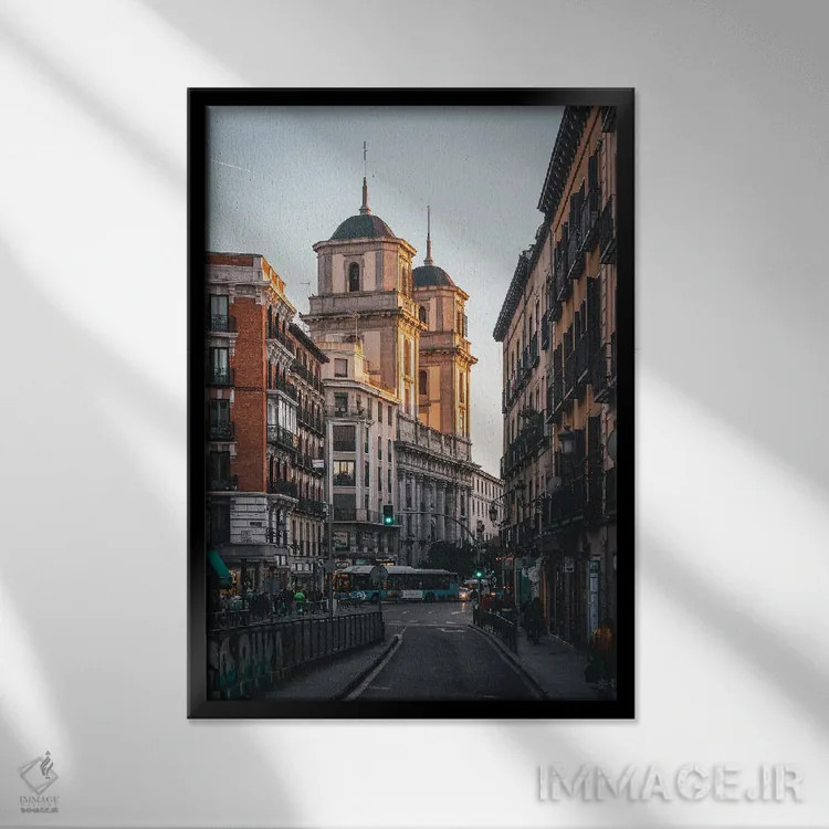 تابلو معماری مادرید III اثر جان بیلوس - نمای قابدار مشکی