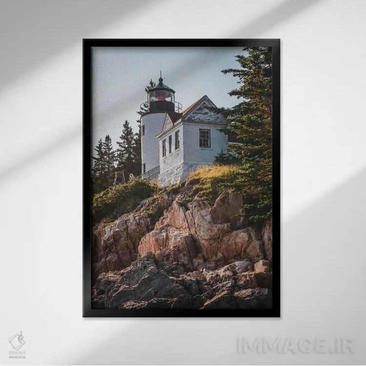 تابلو فانوس دریایی بندر بس III اثر جان بیلوس - نمای قابدار مشکی