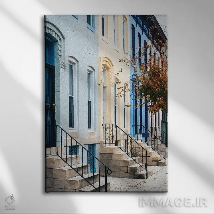 تابلو خانههای ردیفی در خیابان بیستوششم اثر جان بیلوس - نمای روبهرو روی دیوار