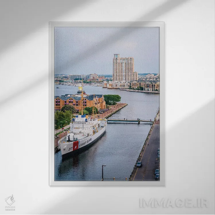 تابلو Inner Harbor,کانال، بندرگاه داخلی اثر جان بیلوس - نمای قابدار سفید