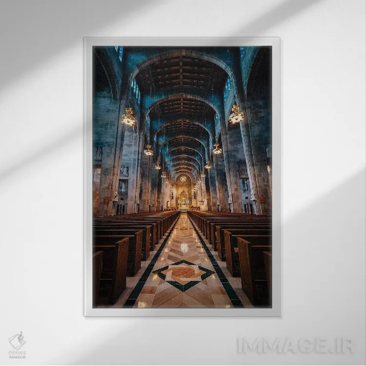 تابلو کلیسای مریم ملکه ما اثر جان بیلوس - نمای قابدار سفید