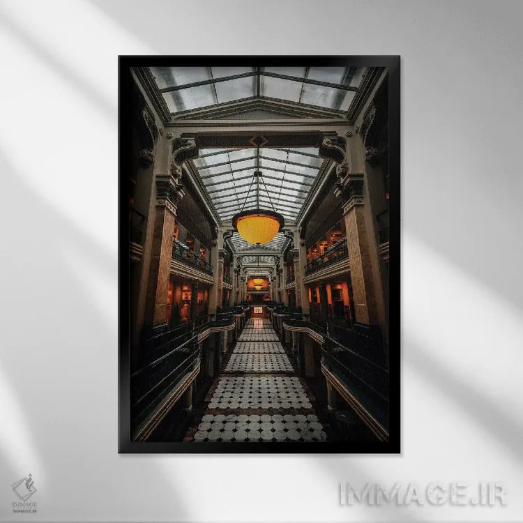تابلو راهرو I اثر جان بیلوس - نمای قابدار مشکی