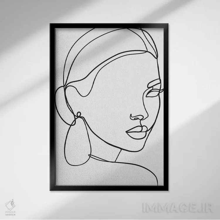 تابلو بانویی با گوشواره اثر بلک پرینتس - نمای قابدار مشکی