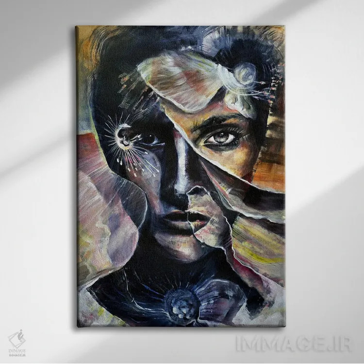 تابلو زن با گلبرگها اثر بلول آرت - نمای روبهرو روی دیوار