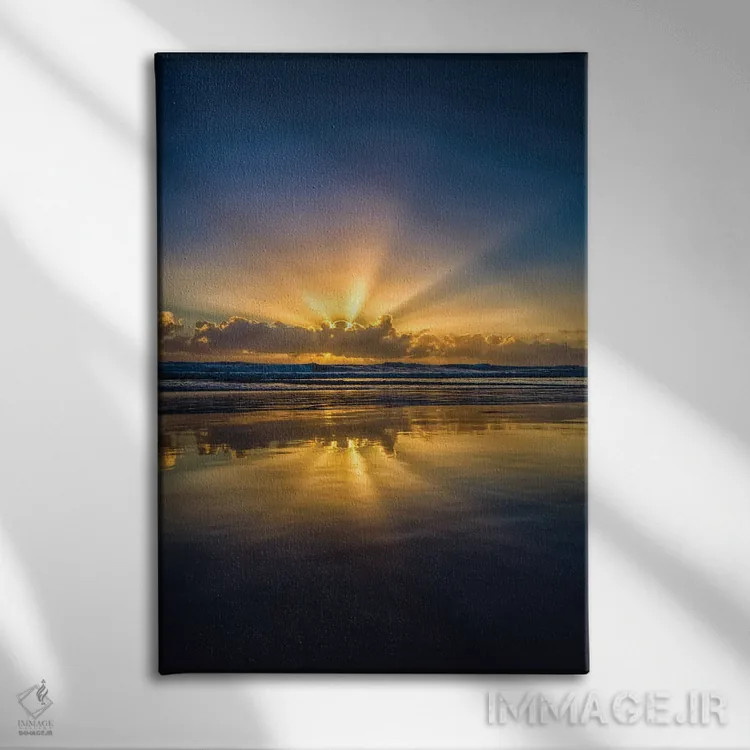 تابلو خانهٔ خورشید تابان اثر بن مولدر - نمای روبهرو روی دیوار