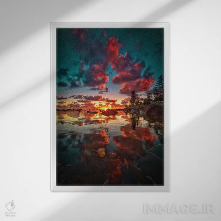 تابلو بازتابها بر تپه اثر بن مولدر - نمای قابدار سفید