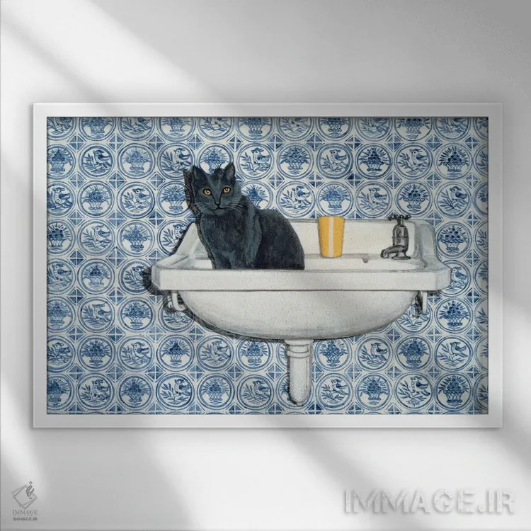 تابلو گربهٔ حمام من اثر دیتز - نمای قابدار سفید