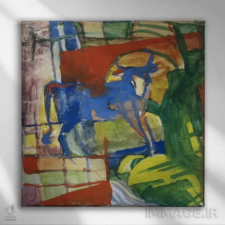 تابلو گاو آبی، ۱۹۱۴ اثر فرانتس مارک (نقاش اکسپرسیونیست آلمانی) - نمای روبهرو روی دیوار