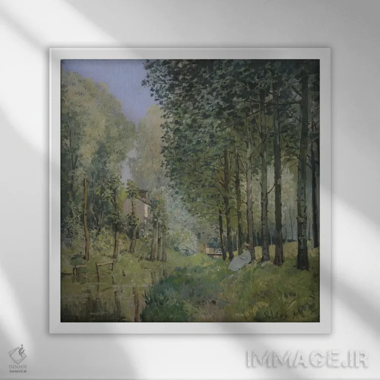 تابلو استراحت کنار جویبار، حاشیهٔ جنگل، ۱۸۷۲ اثر آلفرد سیسلی (نقاش امپرسیونیست انگلیسی-فرانسوی) - نمای قابدار سفید