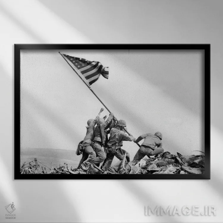 تابلو February 23, 1945,برافراشتن پرچم در ایوو جیما، ۲۳ فوریه ۱۹۴۵ اثر جو روزنتال - نمای قابدار مشکی