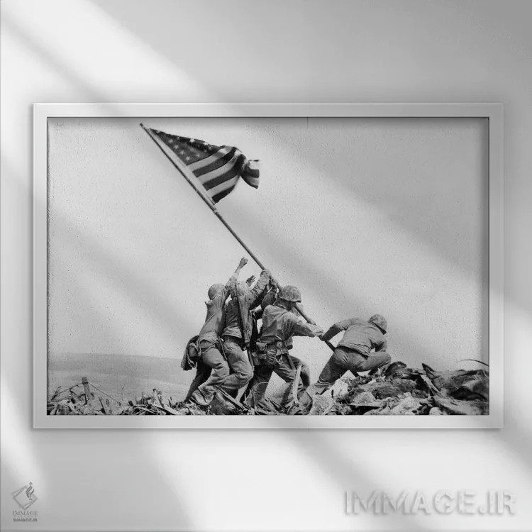 تابلو February 23, 1945,برافراشتن پرچم در ایوو جیما، ۲۳ فوریه ۱۹۴۵ اثر جو روزنتال - نمای قابدار سفید