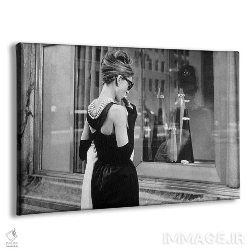 تابلو الماسها روی کاناپه؛ صبحانه در تیفانی اثر بلیک ادواردز با آدری هپبورن، ۱۹۶۱ اثر رو دز آرشیو (آرشیو خیابان) - نمای پرسپکتیو محصول