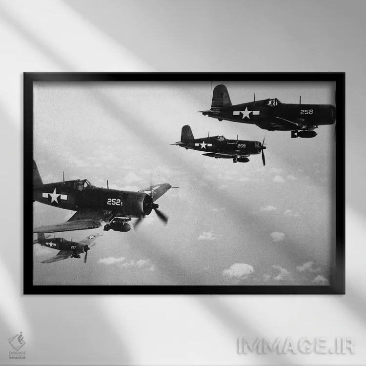 تابلو Used From 1942-53 By The US Navy And Marine Corps,هواپیماهای F4U کُرسر مورد استفاده نیروی دریایی و تفنگداران دریایی آمریکا، ۱۹۴۲-۵۳ اثر رو دز آرشیو (آرشیو خیابان) - نمای قابدار مشکی