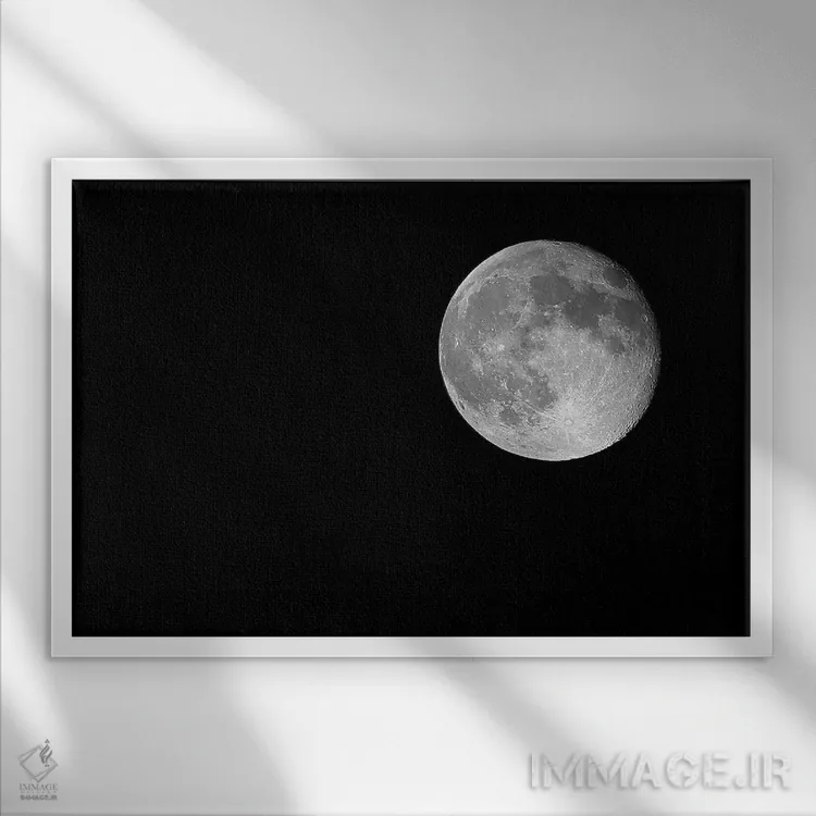 تابلو 2017,ماه کامل، ۲۰۱۷ اثر اسویپی ایمیجز (آرشیو/آژانس عکس) - نمای قابدار سفید