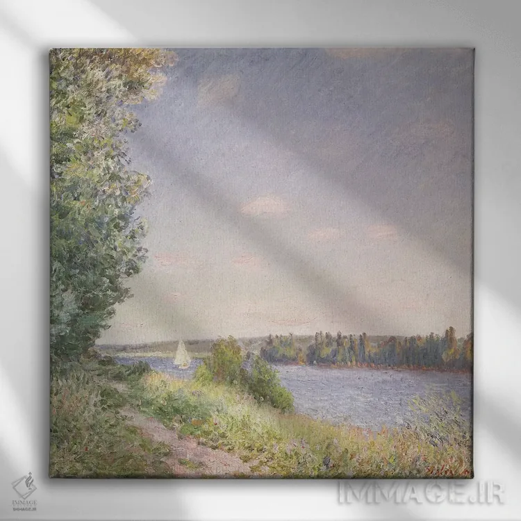 تابلو the water path in the evening, Sahurs, 1894,نورماندی، آبراهه در شامگاه، ساحورس، ۱۸۹۴ اثر آلفرد سیسلی (نقاش امپرسیونیست انگلیسی-فرانسوی) - نمای روبهرو روی دیوار