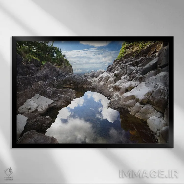 تابلو درهٔ بازتابی اثر بروس ناوراکه - نمای قابدار مشکی