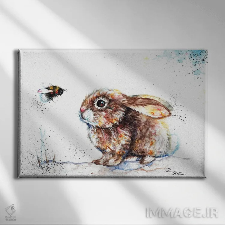 تابلو خرگوش و زنبور ۳ اثر بیبزآرتس - نمای روبهرو روی دیوار