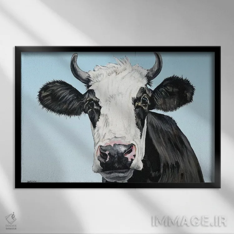 تابلو مُوو (صدای گاو) اثر کلارا باستین - نمای قابدار مشکی