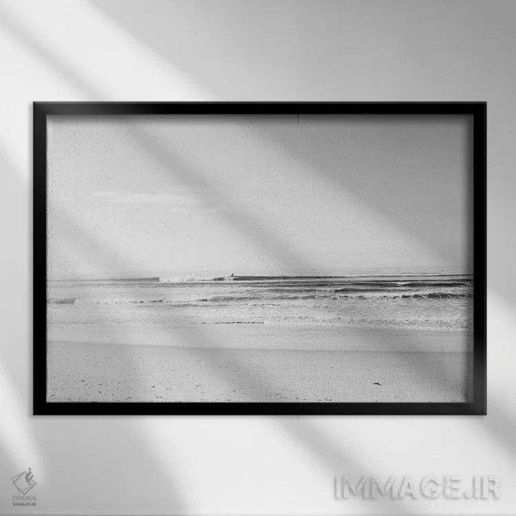 تابلو موجسواری کالیفرنیا III اثر بثانی یانگ - نمای قابدار مشکی