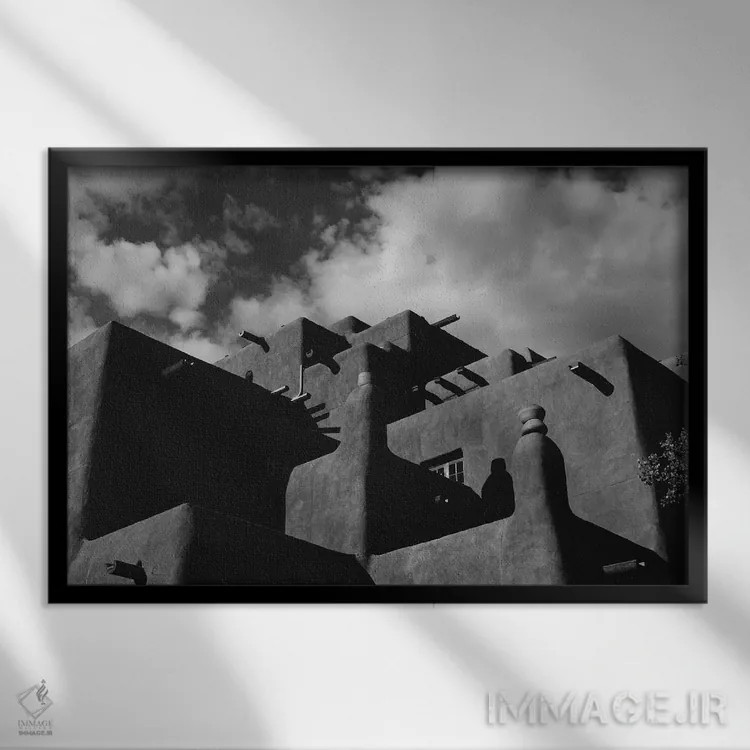 تابلو معماری سانتافه ۹ اثر بثانی یانگ - نمای قابدار مشکی
