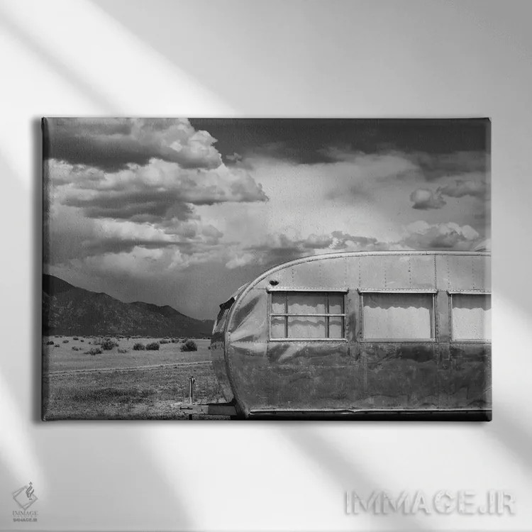 تابلو تریلر ایرستریم نیومکزیکو ۳ اثر بثانی یانگ - نمای روبهرو روی دیوار