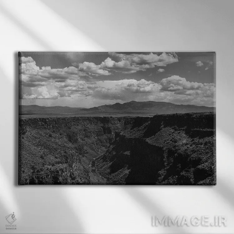 تابلو دره ریو گراند ۳ اثر بثانی یانگ - نمای روبهرو روی دیوار