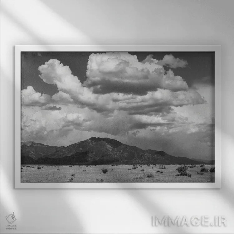 تابلو کوههای تائوس ۳ اثر بثانی یانگ - نمای قابدار سفید