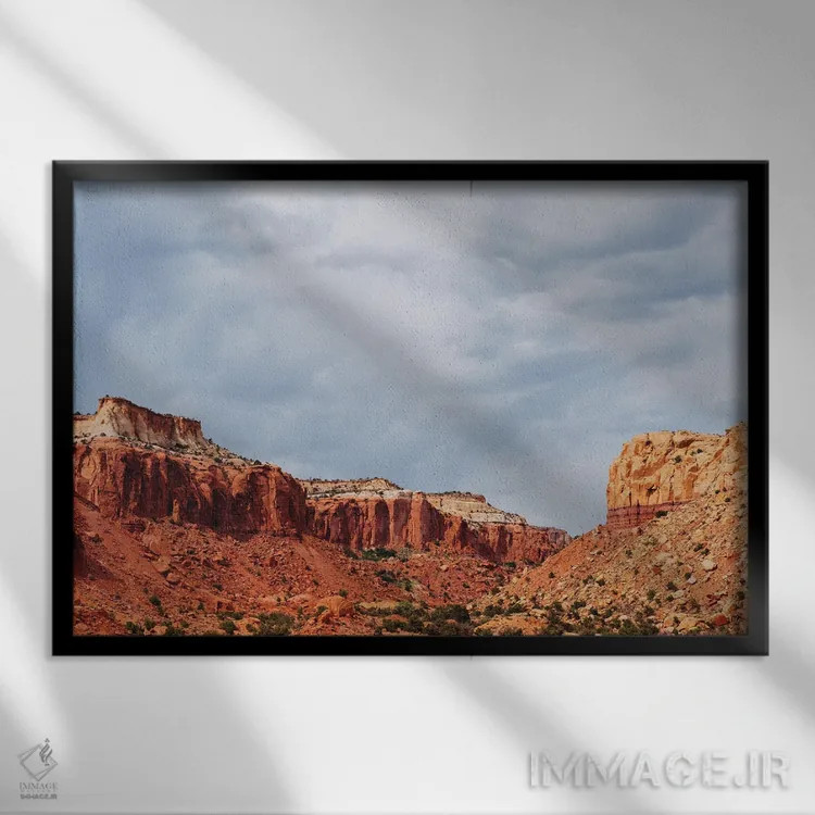 تابلو آبیکیویو ۲ اثر بثانی یانگ - نمای قابدار مشکی