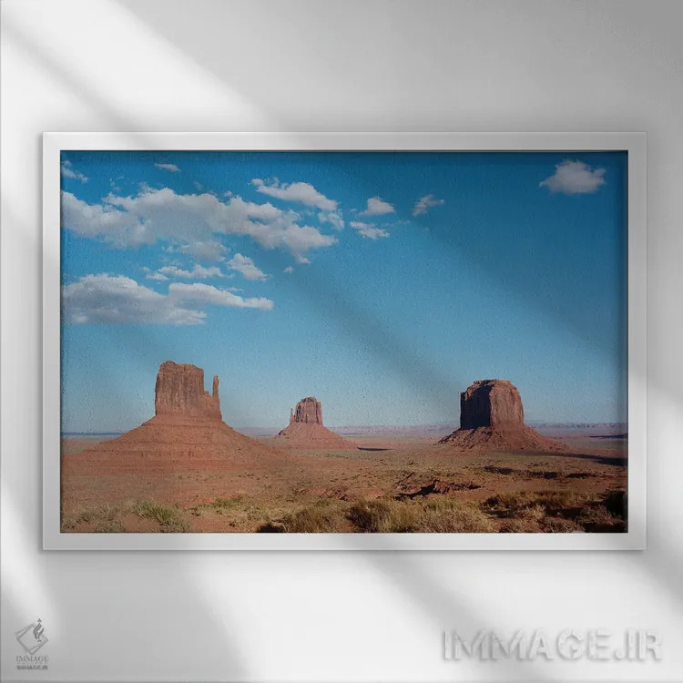 تابلو درهٔ مانیومنت شماره دو اثر بثانی یانگ - نمای قابدار سفید