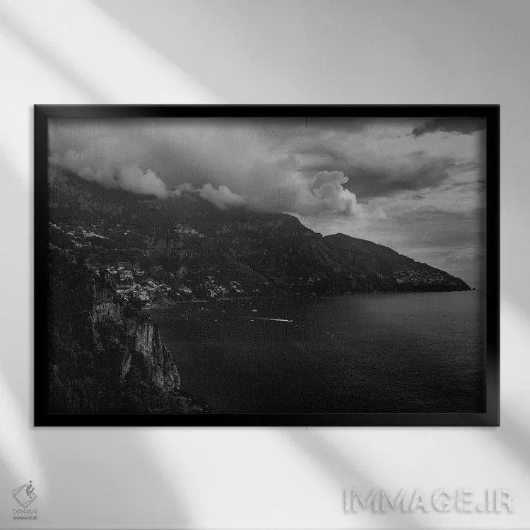 تابلو پوزیتانو شانزده اثر بثانی یانگ - نمای قابدار مشکی