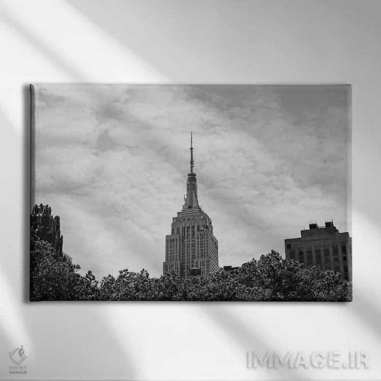 تابلو ساختمان امپایر استیت دو اثر بثانی یانگ - نمای روبهرو روی دیوار